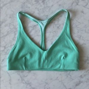 Lululemon arise bra
